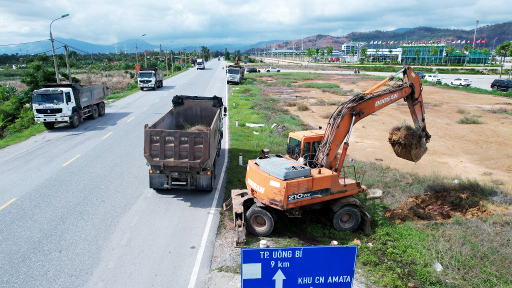 Quảng Ninh: Khởi công dự án cải tạo nâng cấp đường tỉnh 338