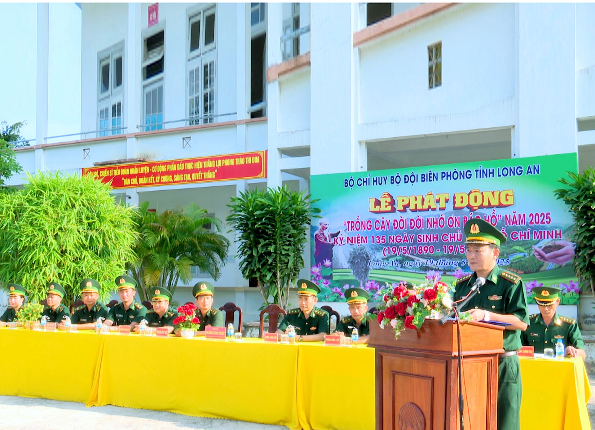 Bộ đội Biên phòng Long An tổ chức phát động trồng cây đời đời nhớ ơn Bác Hồ năm 2025