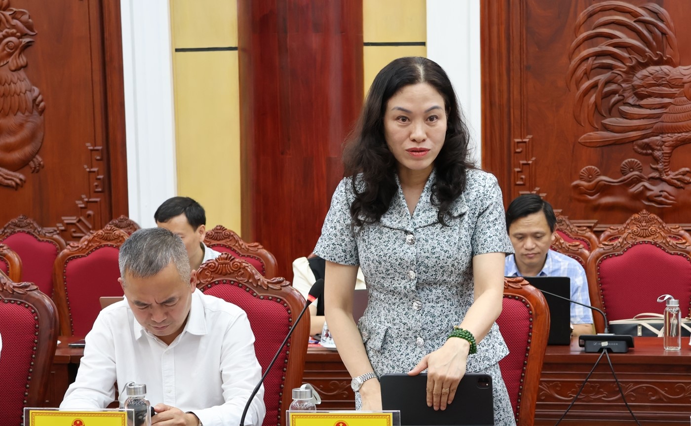 Chủ tịch Hội đồng Trường Đại học Y Hà Nội Phan Thị Thu Hương phát biểu tại hội nghị.