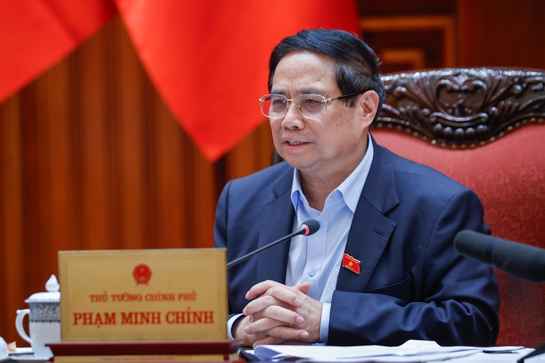 Thủ tướng Phạm Minh Chính đánh giá cao Bộ Xây dựng và các cơ quan liên quan đã nỗ lực triển khai các nhiệm vụ được giao, đạt được một số kết quả cụ thể - Ảnh: VGP/Nhật Bắc