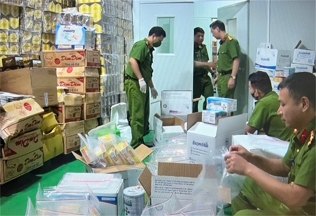 đến lúc cần rà soát để siết lại toàn bộ khung pháp lý và cơ chế quản lý vấn đề này đến lúc cần rà soát để siết lại toàn bộ khung pháp lý và cơ chế quản lý vấn đề này