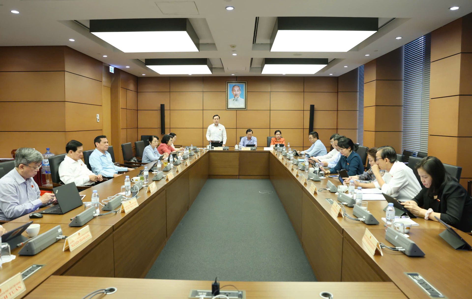 Đề xuất giảm thuế VAT 2% đến hết năm 2026 với tất cả các mặt hàng