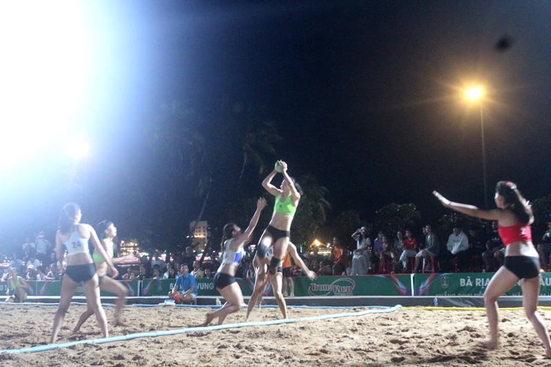 Khai mạc Giải vô địch Bóng ném bãi biển quốc gia tại Vũng Tàu