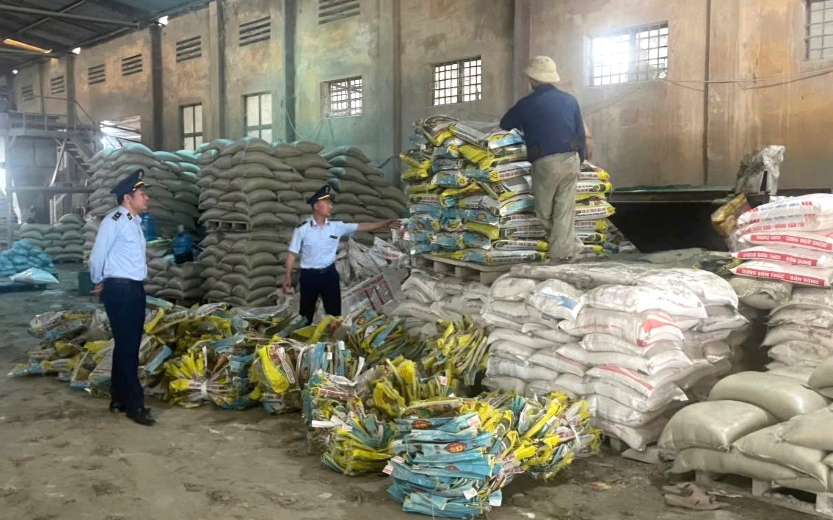 Thanh Hóa: Tổng lực tấn công buôn lậu, hàng giả, gian lận thương mại