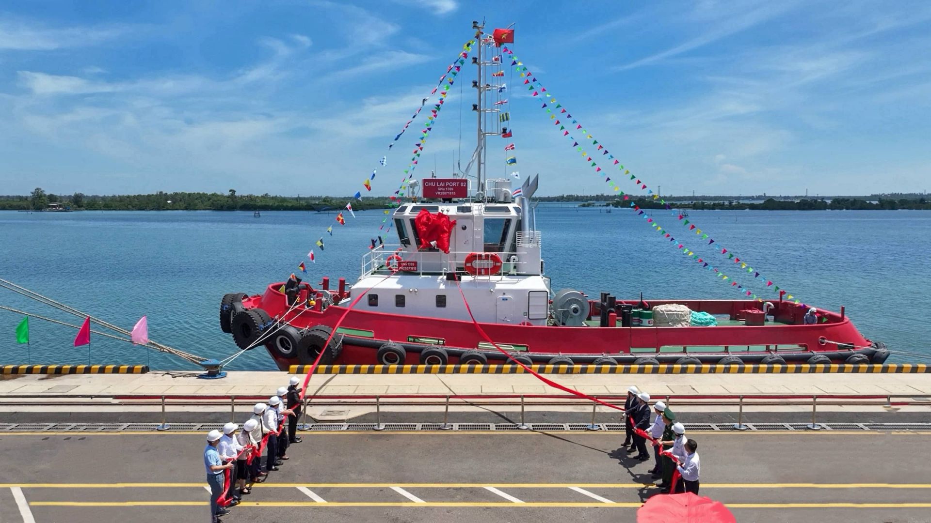 Cảng quốc tế Chu Lai đưa vào vận hành tàu lai CHU LAI PORT 2 Cảng quốc tế Chu Lai đưa vào vận hành tàu lai CHU LAI PORT 2