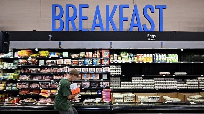 Quan chức Fed cảnh báo thuế quan sẽ đẩy lạm phát của Mỹ đi lên