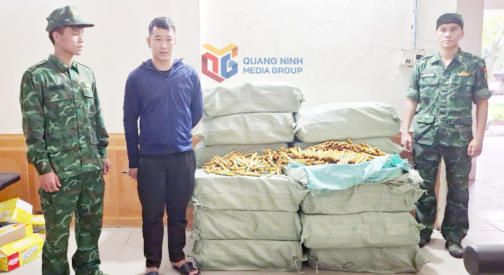 Quảng Ninh: Liên tiếp bắt giữ 2 vụ vận chuyển thực phẩm không rõ nguồn gốc