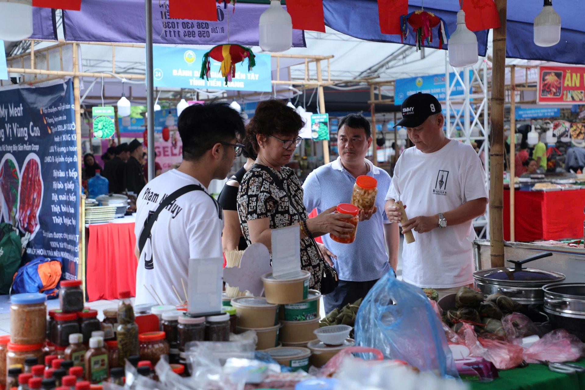 Hơn 500 sản phẩm OCOP góp mặt tại Tuần hàng giới thiệu và xúc tiến tiêu thụ năm 2025
