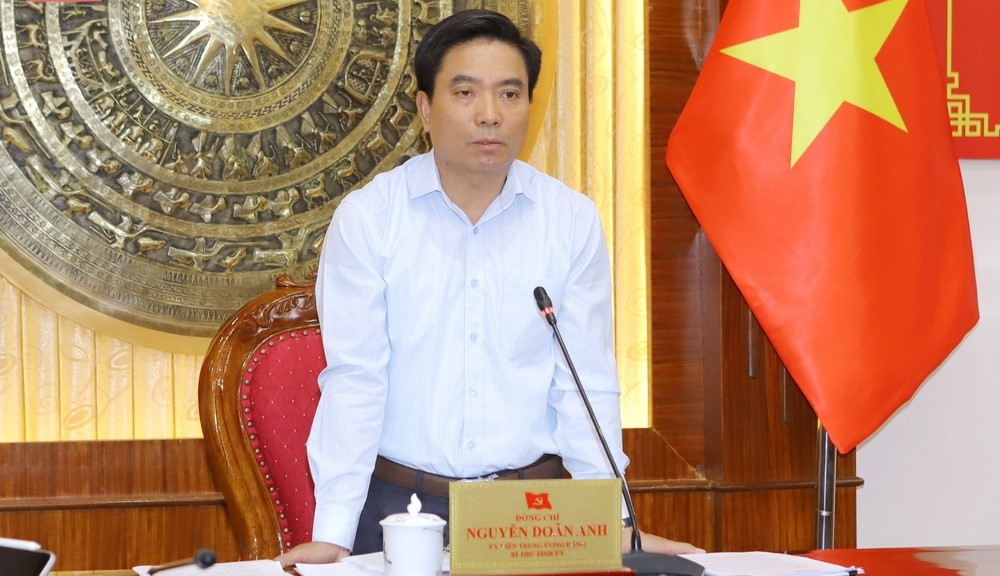 Bí thư Tỉnh ủy Nguyễn Doãn Anh chủ trì hội nghị.