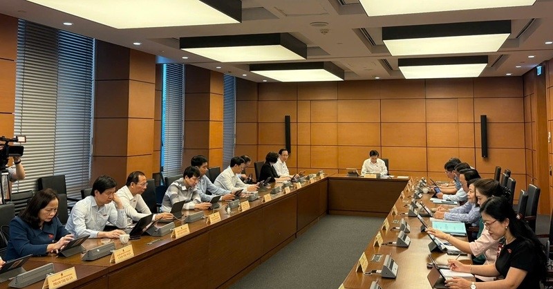 Đoàn ĐBQH Thanh Hoá tham gia góp ý về tình hình thực hiện kế hoạch phát triển kinh tế - xã hội