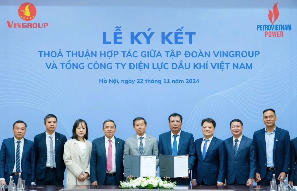Đại diện Tập đoàn Vingroup và đại diện PV Power ký kết thoả thuận hợp tác Đại diện Tập đoàn Vingroup và đại diện PV Power ký kết thoả thuận hợp tác