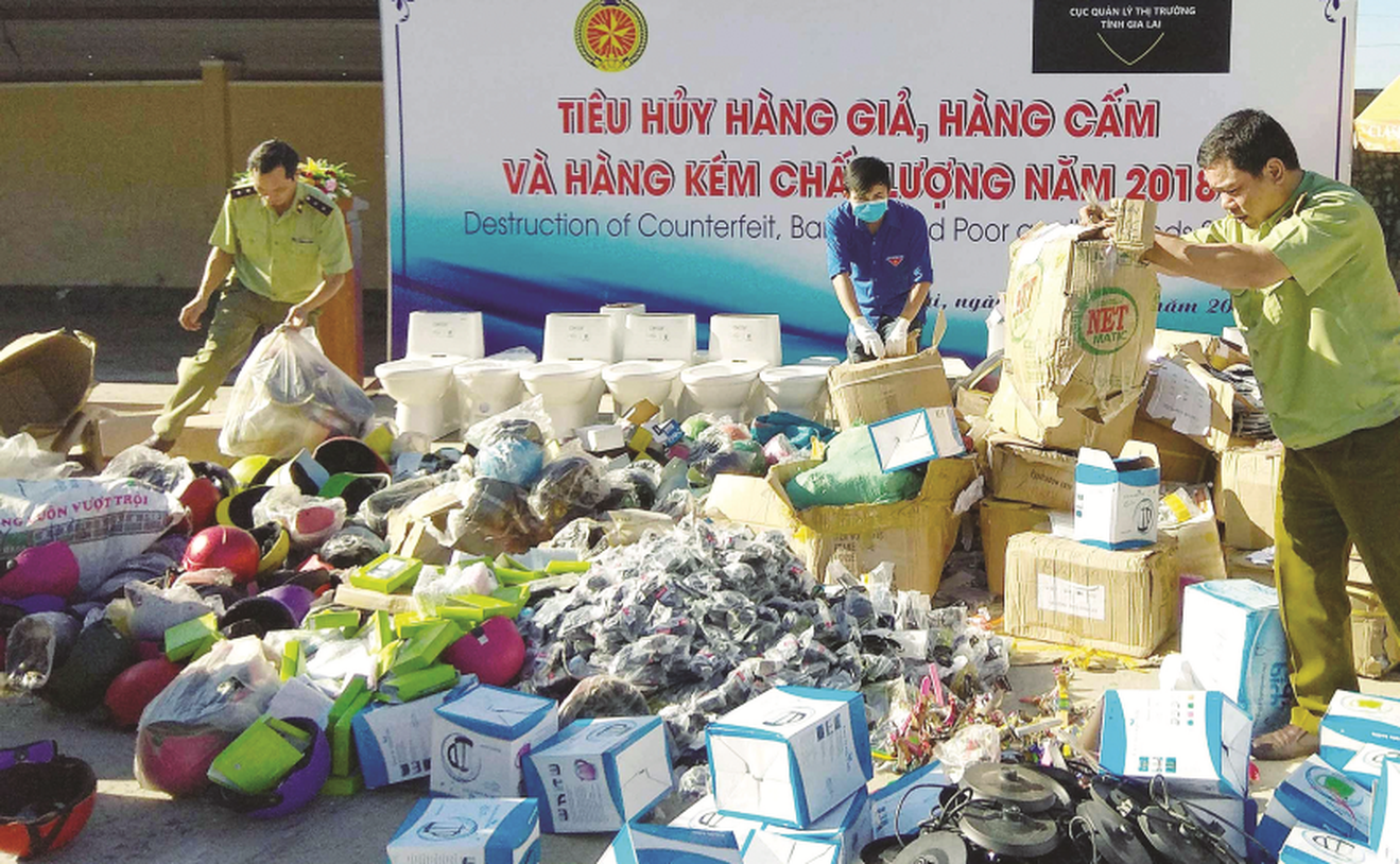 Chủ tịch Quốc hội Trần Thanh Mẫn: Tại sao để hàng giả, hàng nhái vẫn diễn ra với số lượng lớn?