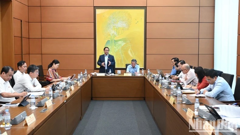 Quang cảnh phiên họp tổ của Quốc hội, sáng 23/5/2025. (Ảnh: BÙI GIANG) Quang cảnh phiên họp tổ của Quốc hội, sáng 23/5/2025. (Ảnh: BÙI GIANG)