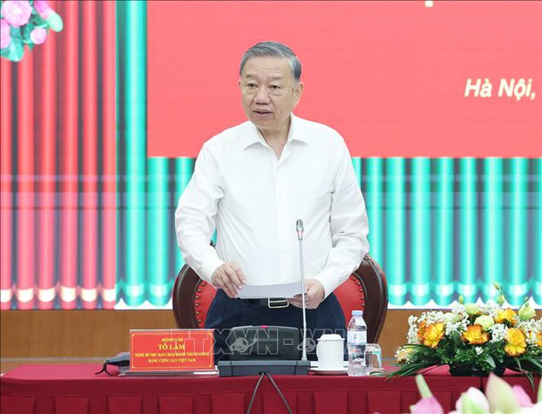 Tổng Bí thư đề nghị Ủy ban Kiểm tra Trung ương tiếp tục phân tích, đánh giá kỹ nguyên nhân của những tồn tại, hạn chế để có giải pháp khắc phục trong thời gian tới nhằm thực hiện hiệu quả trọng trách nặng nề của ngành kiểm tra trong công tác xây dựng Đảng thời gian tới - Ảnh: TTXVN Tổng Bí thư đề nghị Ủy ban Kiểm tra Trung ương tiếp tục phân tích, đánh giá kỹ nguyên nhân của những tồn tại, hạn chế để có giải pháp khắc phục trong thời gian tới nhằm thực hiện hiệu quả trọng trách nặng nề của ngành kiểm tra trong công tác xây dựng Đảng thời gian tới - Ảnh: TTXVN
