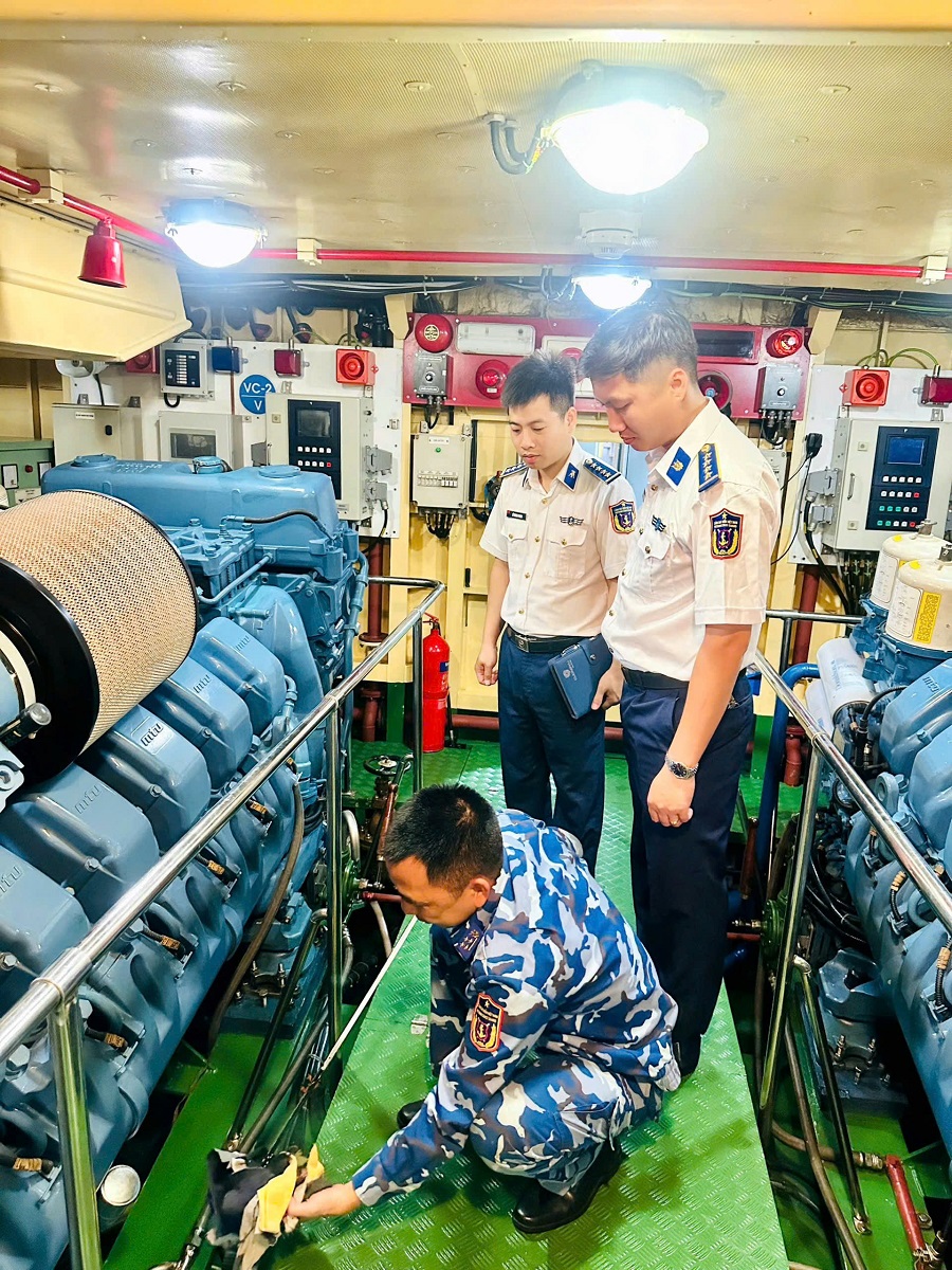 Thi thực hành vận hành máy móc, trang bị ngành cơ điện