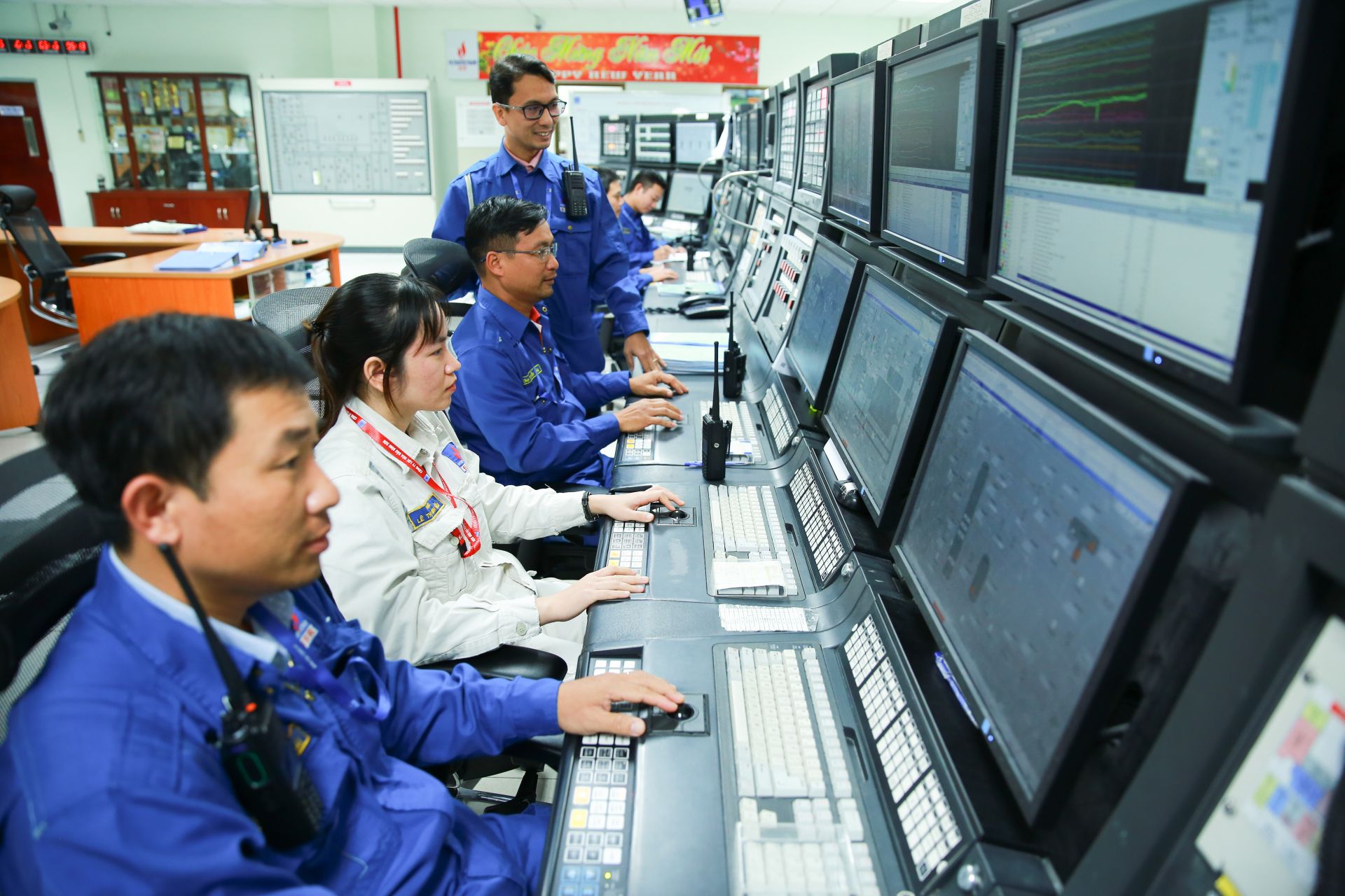 BSR lọt Top 10 Doanh nghiệp Đổi mới sáng tạo và Kinh doanh hiệu quả 2025