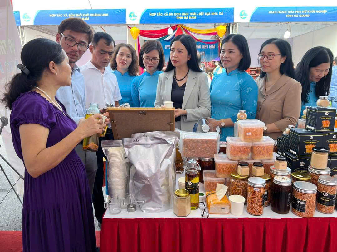 Các sản phẩm của Phúc Khang Nam được đông đảo khách hàng quan tâm, lựa chọn