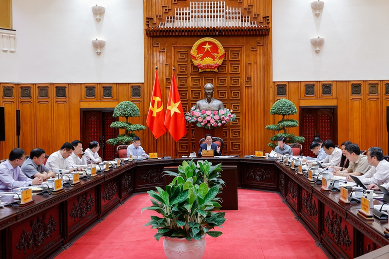 Thủ tướng: Các bộ, ngành, cơ quan theo chức năng, nhiệm vụ, quyền hạn đã kịp thời cung cấp thông tin cho đoàn đàm phán và báo cáo Thường trực Chính phủ trong công tác lãnh đạo, chỉ đạo - Ảnh: VGP/Nhật Bắc Thủ tướng: Các bộ, ngành, cơ quan theo chức năng, nhiệm vụ, quyền hạn đã kịp thời cung cấp thông tin cho đoàn đàm phán và báo cáo Thường trực Chính phủ trong công tác lãnh đạo, chỉ đạo - Ảnh: VGP/Nhật Bắc
