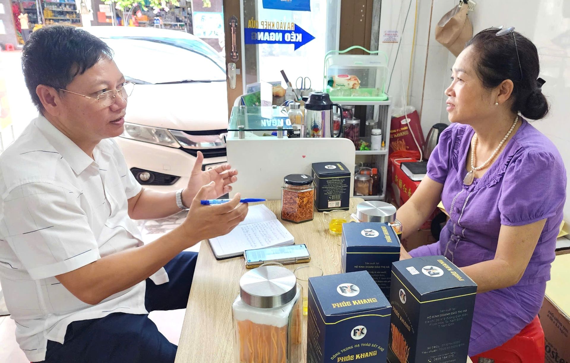Nữ Doanh nhân Đào Thị Hà - trò chuyện cùng tác giả Nữ Doanh nhân Đào Thị Hà - trò chuyện cùng tác giả