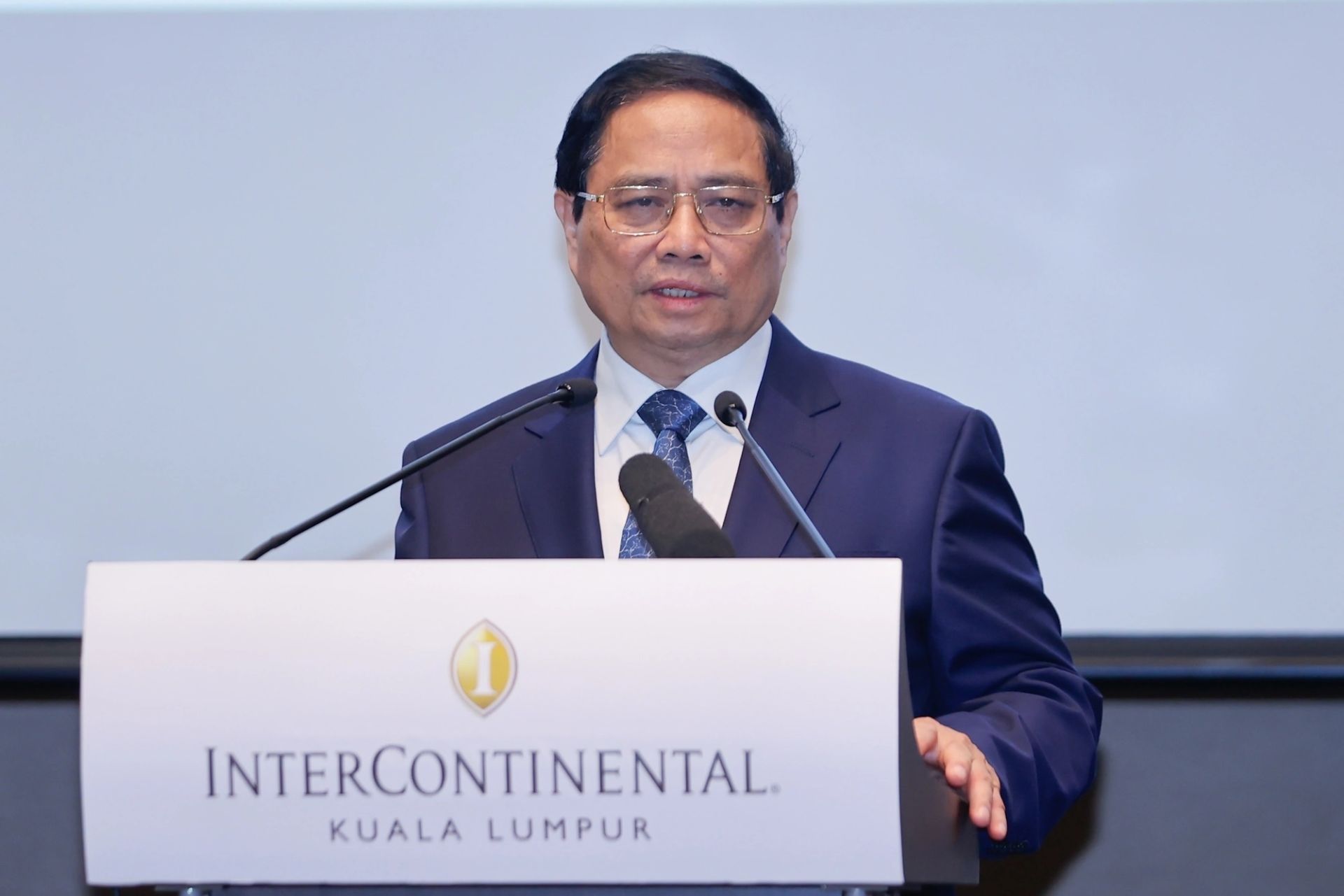 Thủ tướng Phạm Minh Chính phát biểu tại cuộc gặp doanh nghiệp Malaysia, ngày 25/5. Ảnh: VGP Thủ tướng Phạm Minh Chính phát biểu tại cuộc gặp doanh nghiệp Malaysia, ngày 25/5. Ảnh: VGP