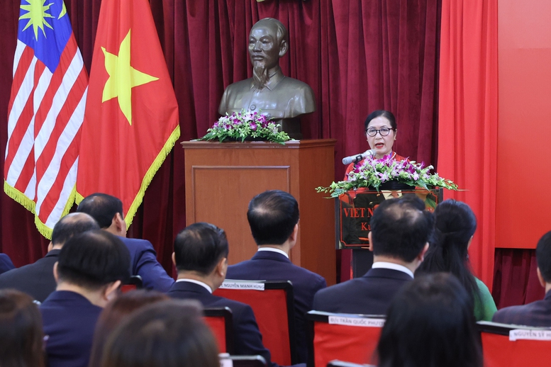 Chủ tịch Hội Người Việt Nam tại Malaysia phát biểu tại buổi gặp gỡ - Ảnh: VGP/Nhật Bắc Chủ tịch Hội Người Việt Nam tại Malaysia phát biểu tại buổi gặp gỡ - Ảnh: VGP/Nhật Bắc