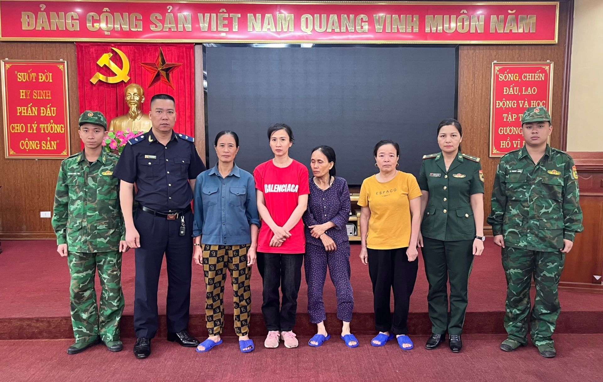 Lào Cai: Phát hiện vụ vận chuyển trái phép 30 vạn nhân dân tệ qua biên giới