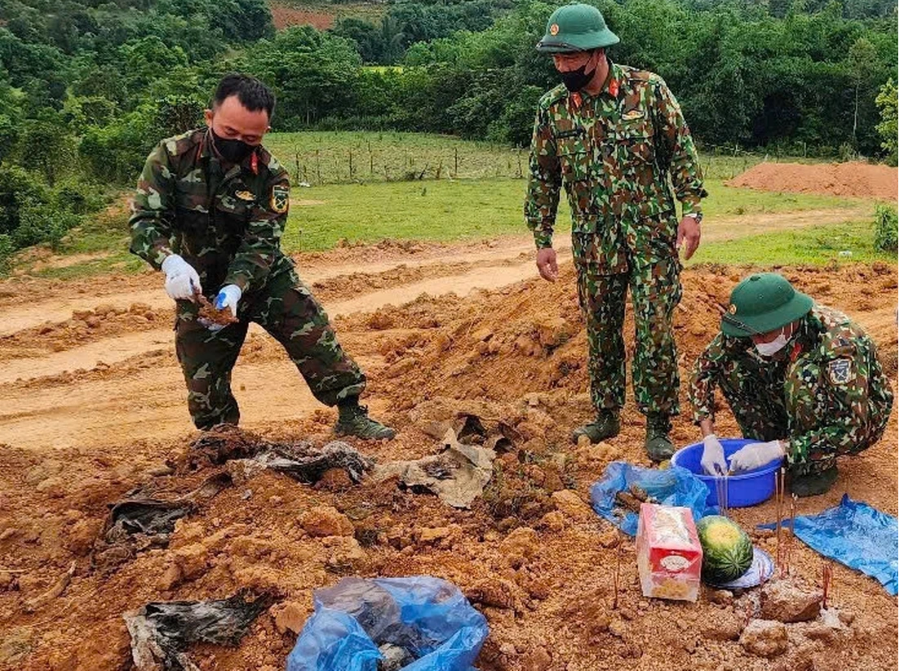 Quảng Trị: Tìm thấy, cất bốc và quy tập 5 hài cốt liệt sĩ