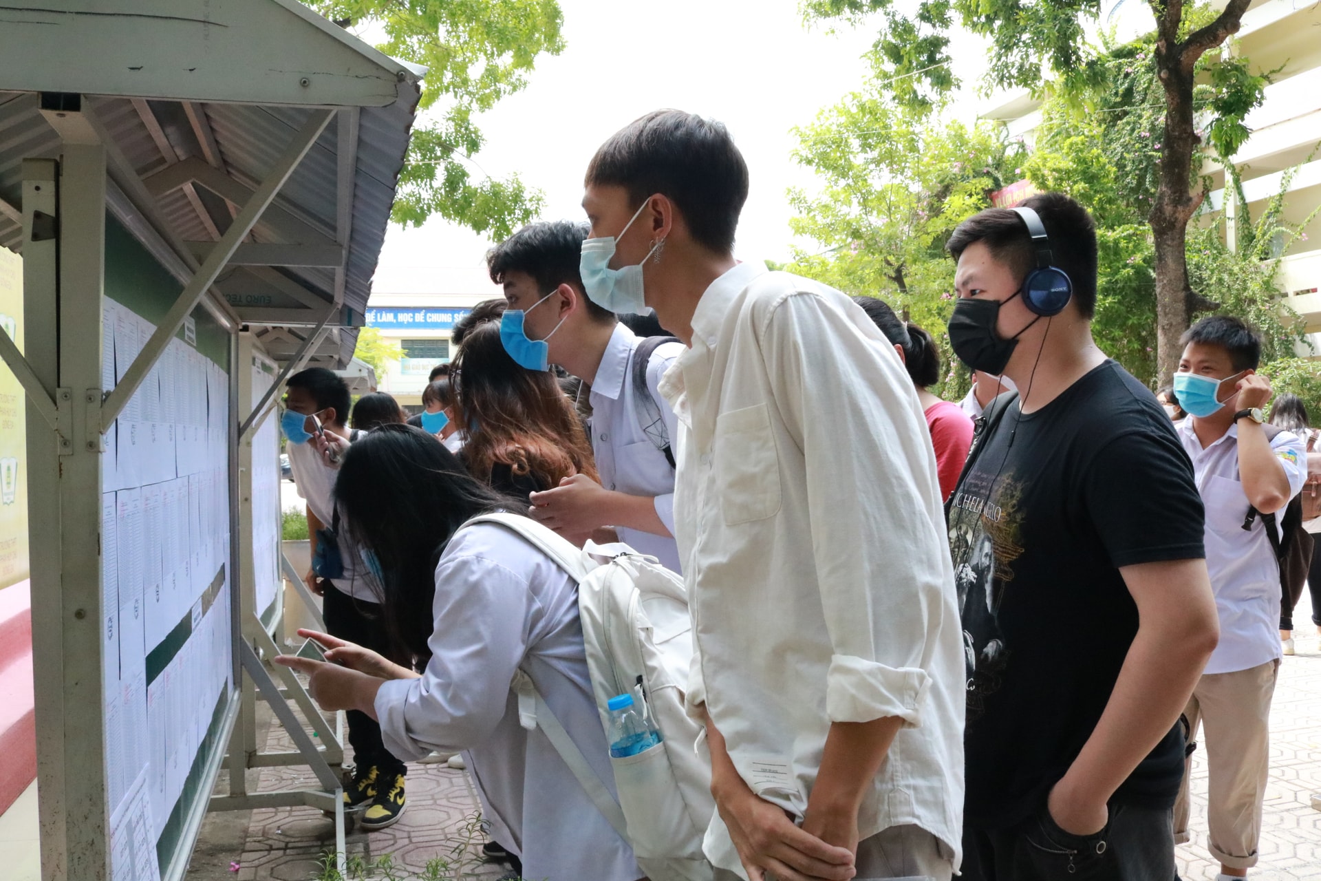 Theo Điều 34 dự thảo Luật Giáo dục sửa đổi đang được Bộ GD&ĐT, thí sinh trượt tốt nghiệp vẫn có giấy chứng nhận hoàn thành chương trình phổ thông. (Ảnh minh hoạ)