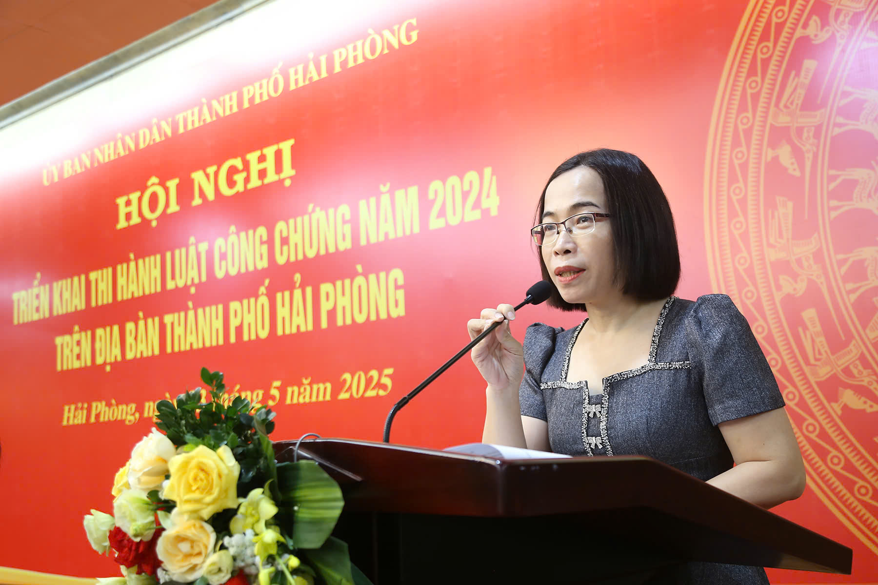 Bà Nguyễn Thị Vân, Phó Trưởng phòng Quản lý công chứng, chứng thực (Cục Bổ trợ Tư pháp, Bộ Tư pháp), giới thiệu nội dung Luật Công chứng năm 2024.