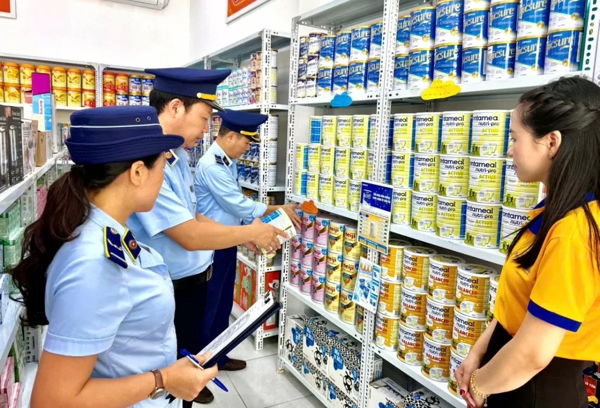 Lực lượng quản lý thị trường tăng cường kiển tra, kiểm soát thị trường hàng hóa