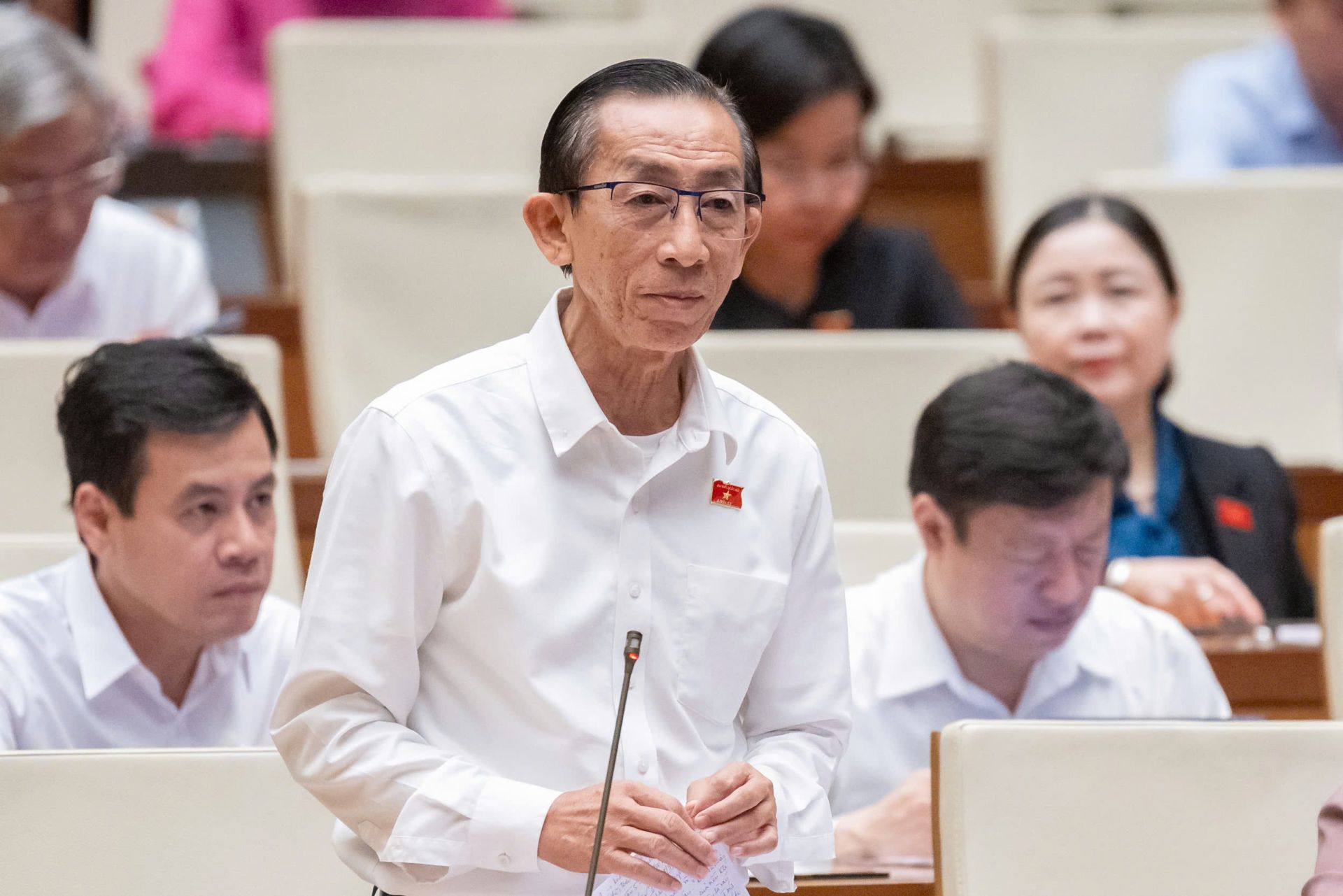 ĐBQH Trần Hoàng Ngân: Nới trần nợ công là chìa khóa cho hạ tầng giao thông TP. Hồ Chí Minh