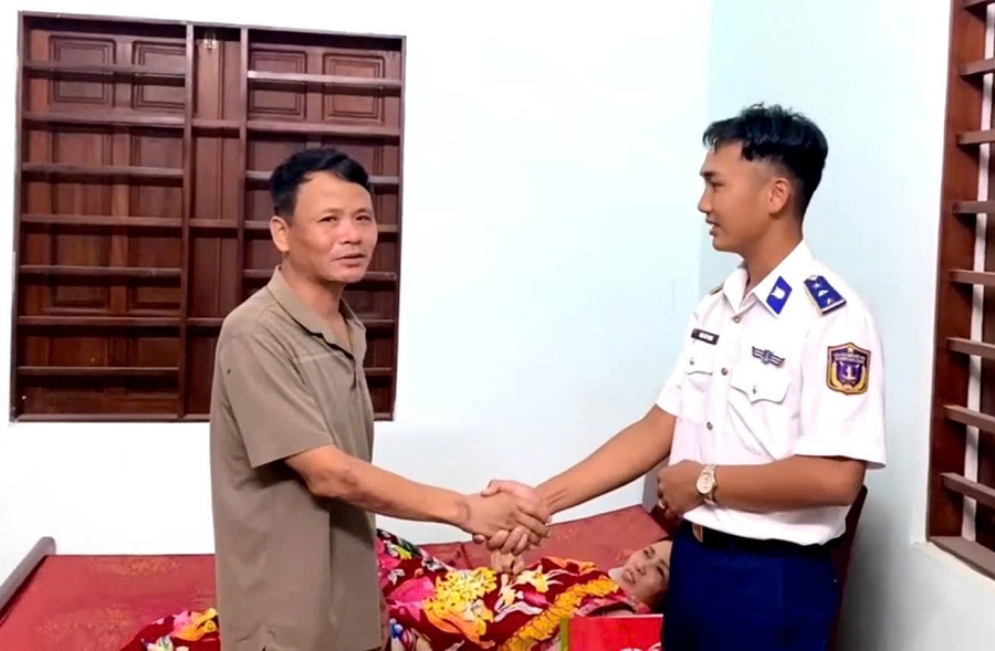 Thượng úy Trần Văn Trọng - Chính trị viên tàu Cảnh sát biển 1014, Hải đội 102, Bộ Tư lệnh Vùng Cảnh sát biển 1