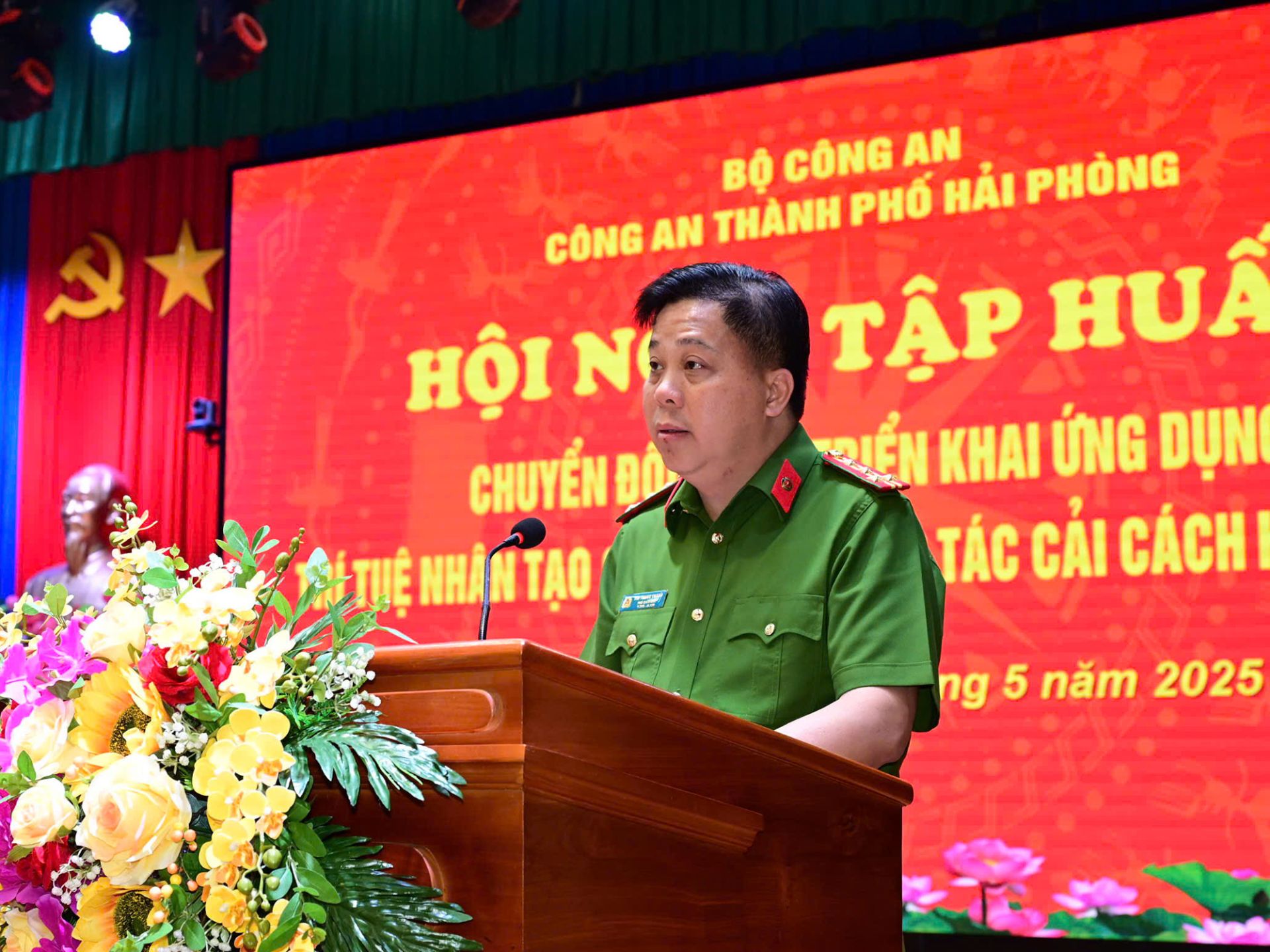 Công an thành phố Hải Phòng tổ chức tập huấn chuyển đổi số và triển khai ứng dụng trí tuệ nhân tạo