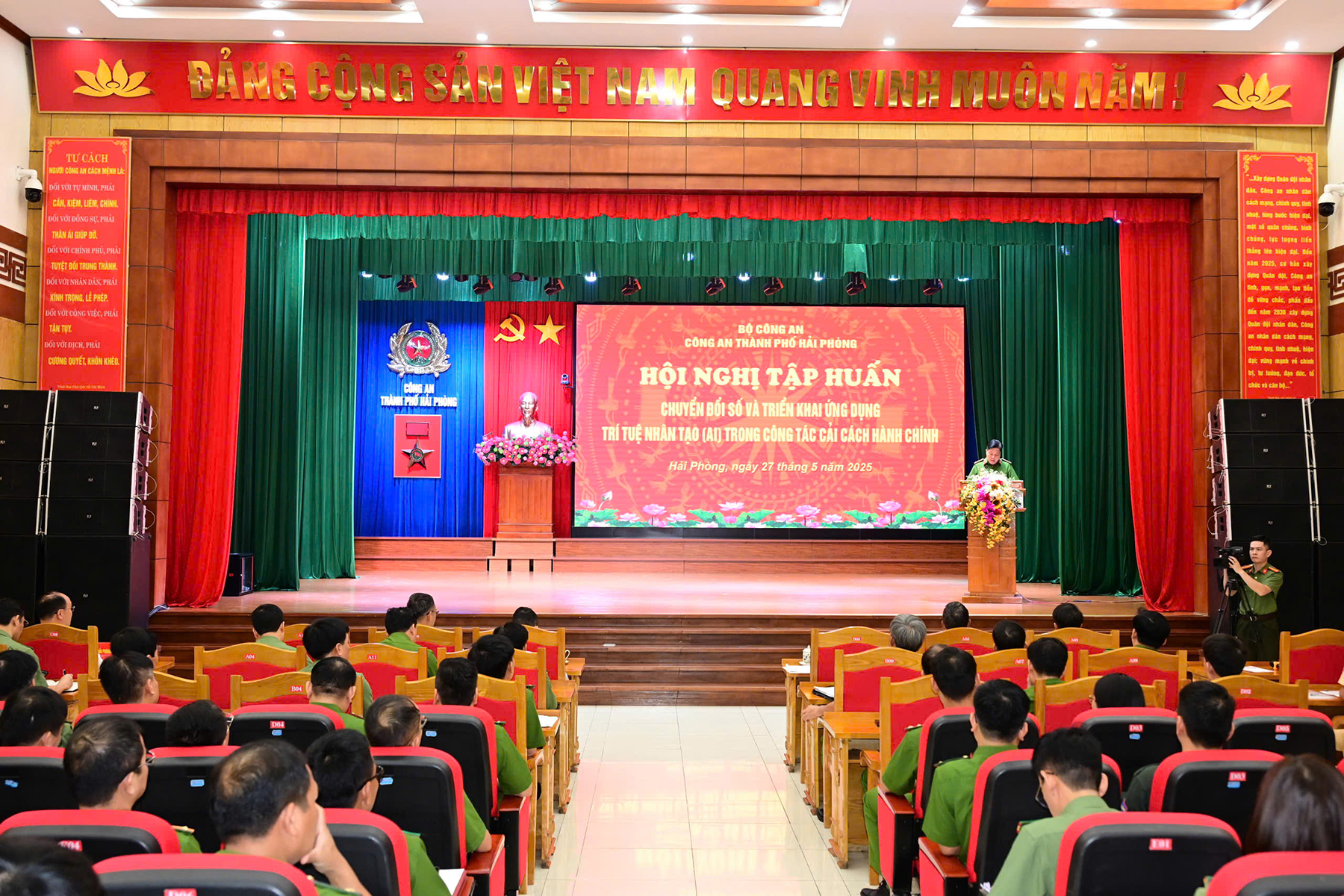 Quang cảnh Hội nghị tập huấn.