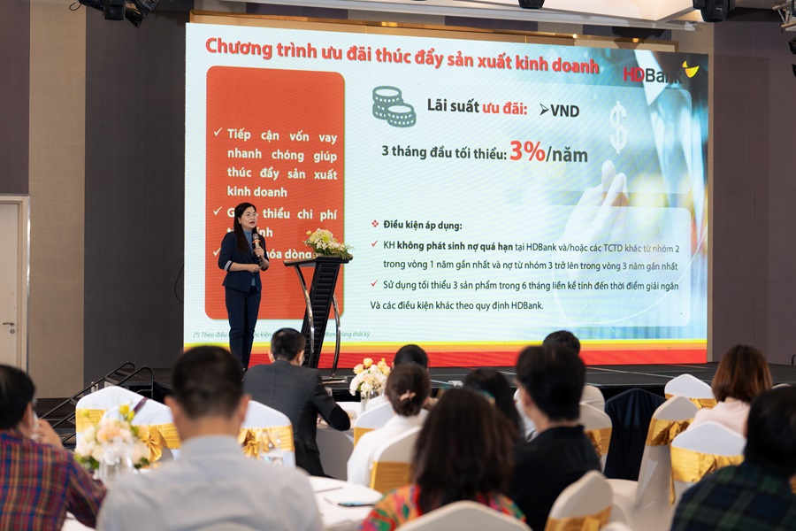 HDBank luôn có những giải pháp tài chính chuyên biệt đồng hành cùng các doanh nghiệp xuất nhập khẩu, bên cạnh vai trò tư vấn và kết nối