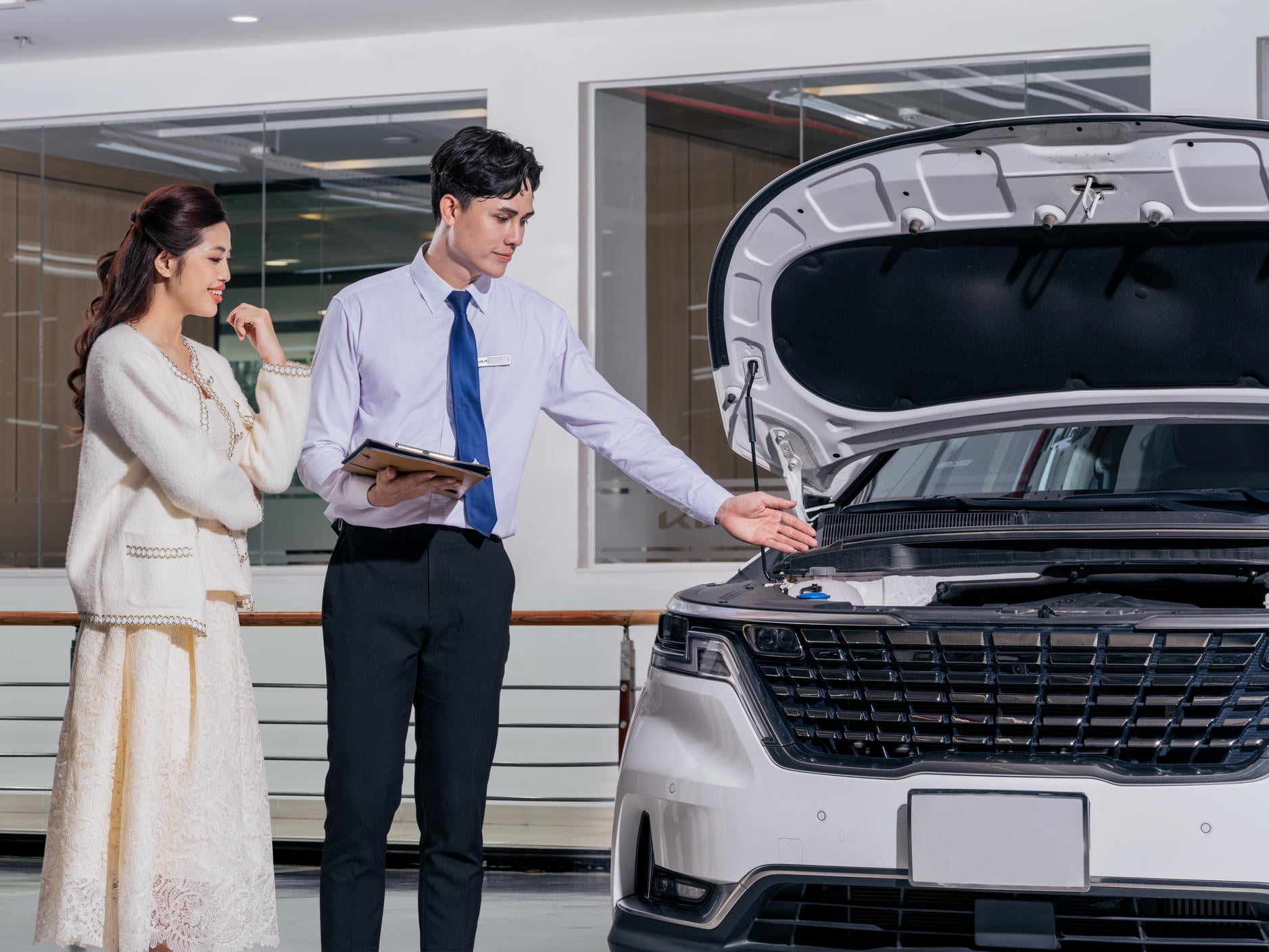 THACO AUTO luôn đồng hành cùng khách hàng với tinh thần “Tận tâm phục vụ” THACO AUTO luôn đồng hành cùng khách hàng với tinh thần “Tận tâm phục vụ”