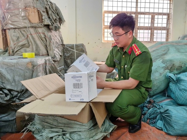Nghệ An thành lập Tổ công tác chống buôn lậu do Chủ tịch UBND tỉnh Lê Hồng Vinh làm Tổ trưởng