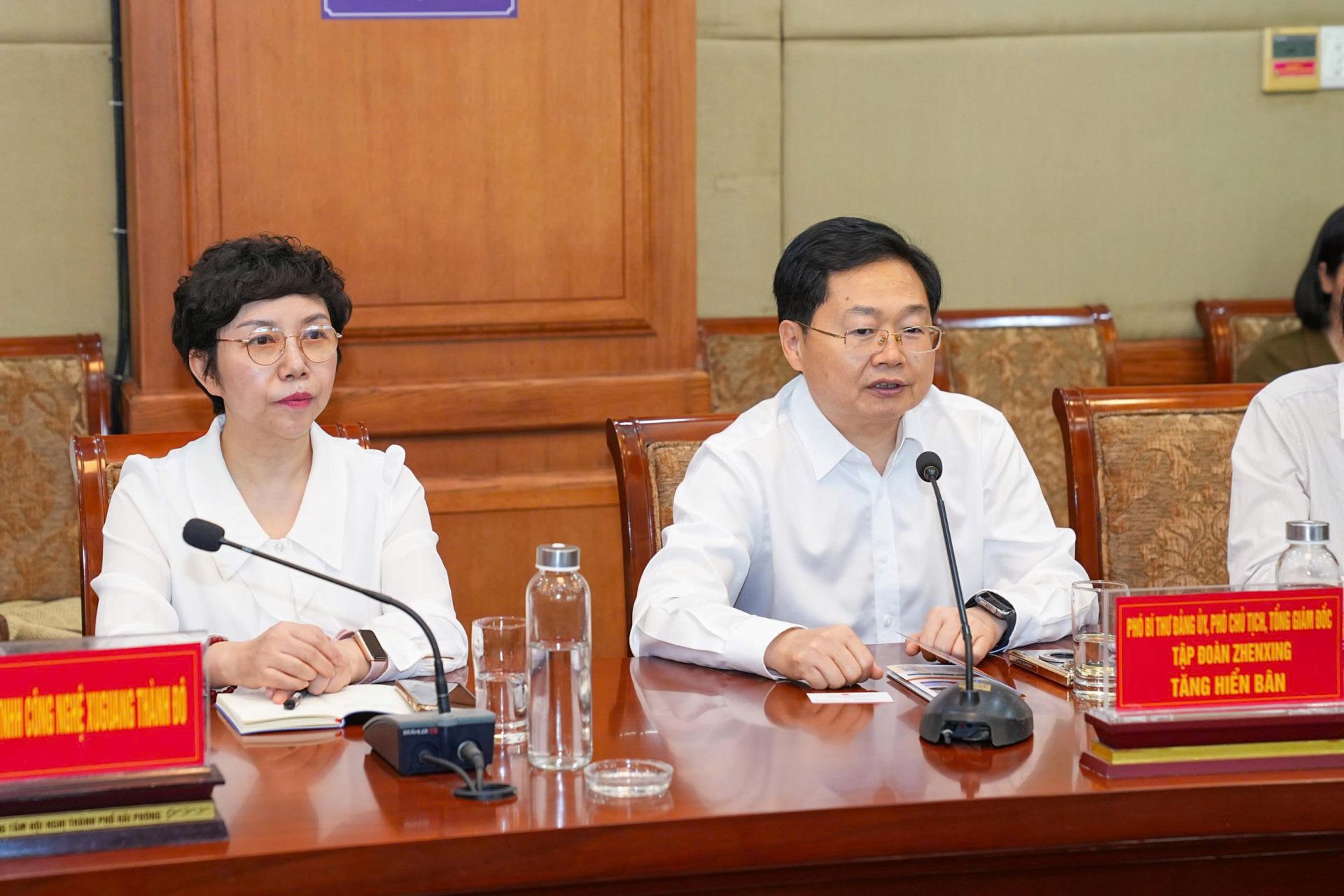 Ông Tăng Hiển Bân, Phó Bí thư Đảng ủy, Phó Chủ tịch, Tổng giám đốc Tập đoàn Zhenxing cho rằng các điều kiện của Hải Phòng rất phù hợp với định hướng đầu tư của Tập đoàn.