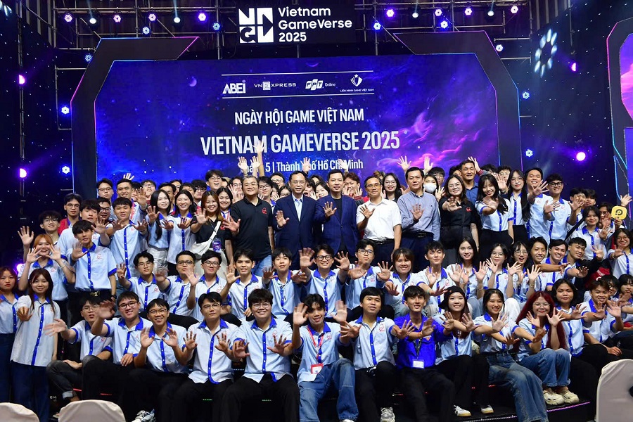 Hợp tác giữa nhà trường và doanh nghiệp trong đào tạo nhân lực chất lượng cao cho ngành game Việt Nam