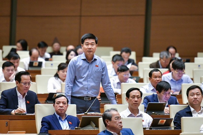 ĐBQH Lê Thanh Hoàn đề nghị quy định rõ về đối tượng có thể bị khởi kiện