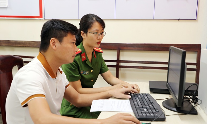 Bắc Ninh: Trước 1/7, 100% doanh nghiệp, hợp tác xã thực hiện định danh điện tử trên ứng dụng VneID