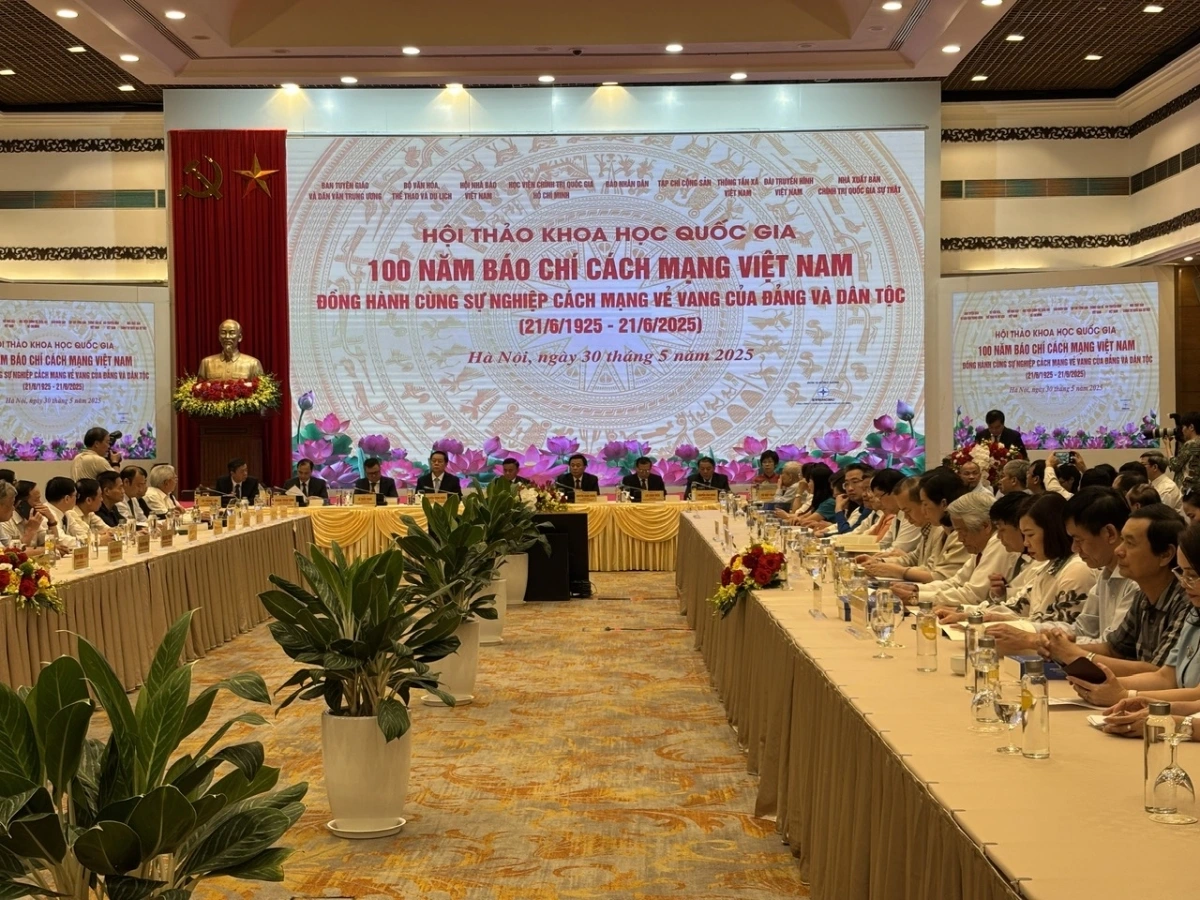 Hội thảo khoa học quốc gia “100 năm Báo chí cách mạng Việt Nam đồng hành cùng sự nghiệp vẻ vang của Đảng và dân tộc” diễn ra chiều ngày 30/5 tại Hà Nội.