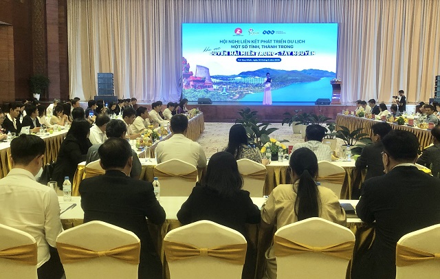 Quang cảnh Hội nghị. Ảnh: Viết Hiền Quang cảnh Hội nghị. Ảnh: Viết Hiền