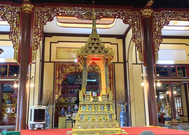 Chùa Quán Thế Âm (quận Ngũ Hành Sơn, TP Đà Nẵng) đang gấp rút chuẩn bị cung đón xá lợi Đức Phật. Ảnh: Hoàng Vinh