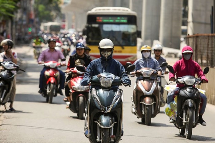 Miền Bắc bắt đầu vào đợt nắng nóng. Ảnh minh họa: Nam Khánh Miền Bắc bắt đầu vào đợt nắng nóng. Ảnh minh họa: Nam Khánh