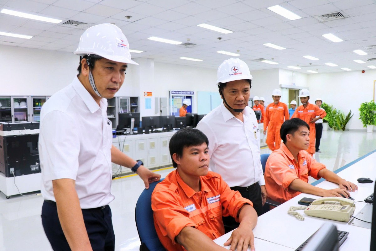 Lãnh đạo Công ty và Công đoàn thăm hỏi, động viên người lao động