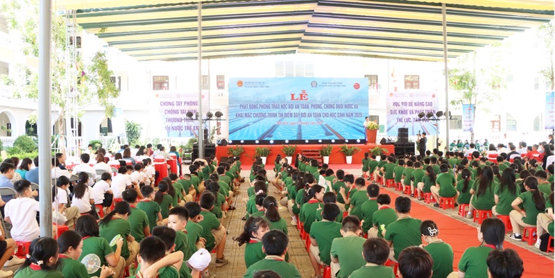 Toàn cảnh Lễ phát động Toàn cảnh Lễ phát động