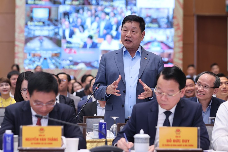 Ông Trương Gia Bình, Trưởng Ban Nghiên cứu phát triển kinh tế tư nhân trực thuộc Hội đồng tư vấn cải cách thủ tục hành chính: Doanh nghiệp chúng tôi cam kết sẽ hết lòng cống hiến, chiến đấu để cùng nhau phục vụ sự phát triển kinh tế xã hội của đất nước - Ảnh: VGP/Nhật Bắc