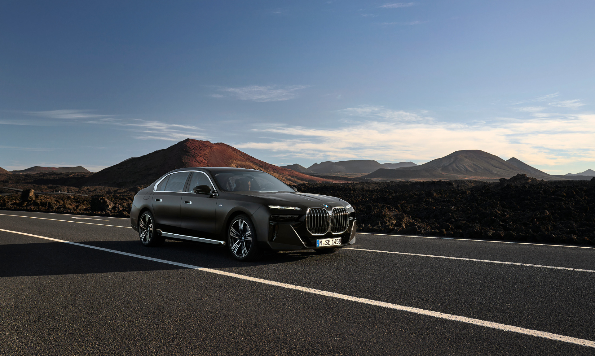 Dòng xe BMW Luxury Class nhận được nhiều đặc quyền mới từ BMW Excellence Club Dòng xe BMW Luxury Class nhận được nhiều đặc quyền mới từ BMW Excellence Club