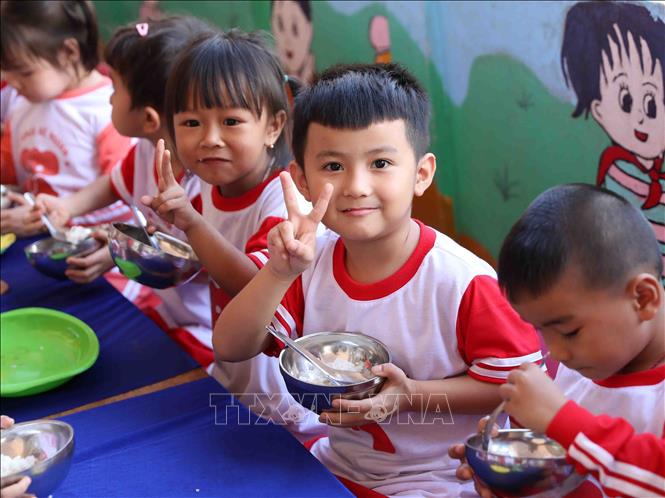 Ngành giáo dục Việt Nam tiếp tục nâng cao chất lượng chăm sóc, nuôi dưỡng, giáo dục trẻ mầm non. Ảnh: Thanh Tùng/TTXVN Ngành giáo dục Việt Nam tiếp tục nâng cao chất lượng chăm sóc, nuôi dưỡng, giáo dục trẻ mầm non. Ảnh: Thanh Tùng/TTXVN